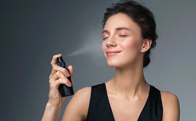 Setting spray is used to make the makeup last longer
